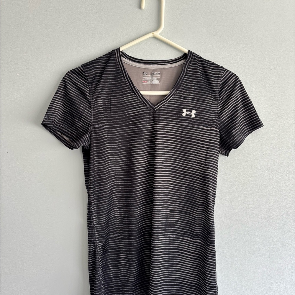 Under Armour Women's Black and Gray Striped Tee